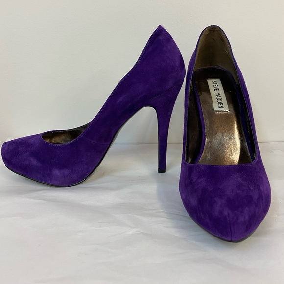 Steve Madden Vivvaa Purple Suede Heels - Picture 5 of 9